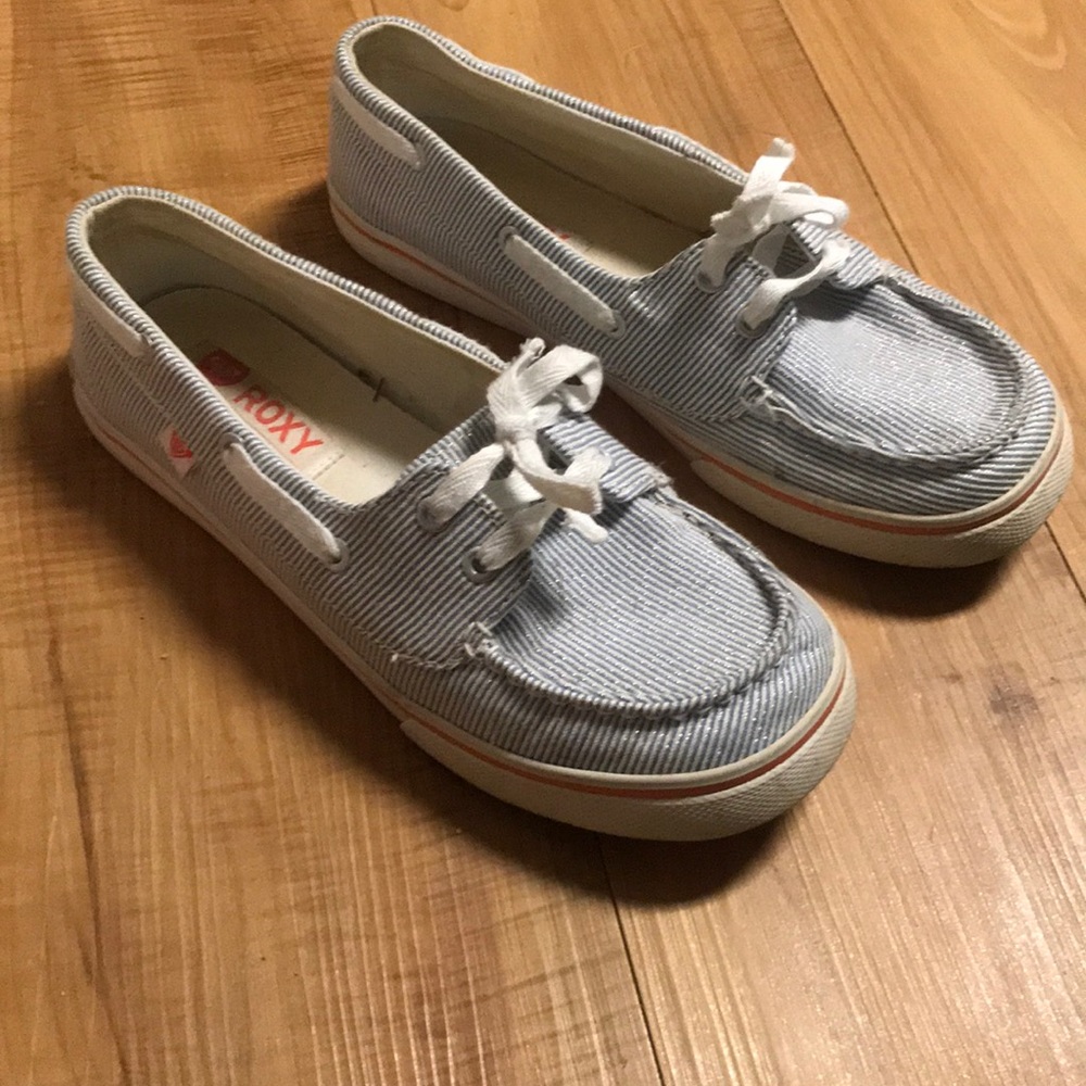 Roxy boat shoe style sneakers